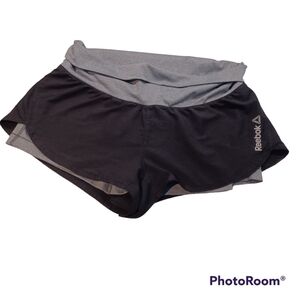 REEBOK Play Dry shorts